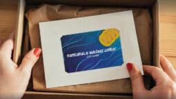 giftcard_websiteheader_cardinbox