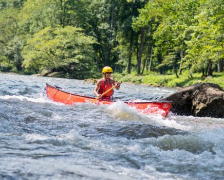 whitewater canoeing on class 3